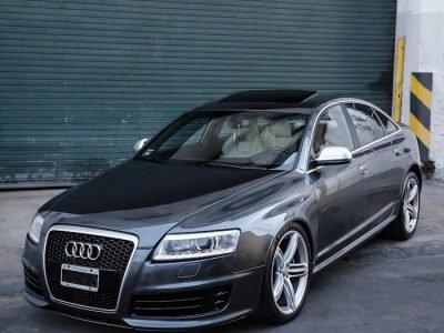 Luxury executive sedan
